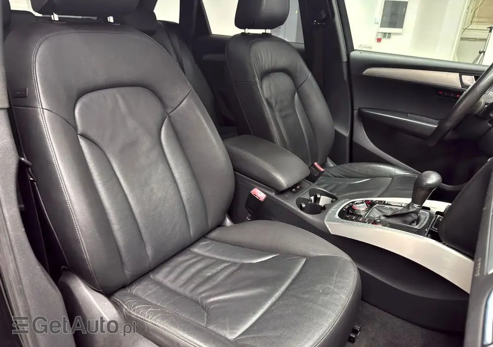AUDI Q5 3.2 FSI Quattro S tronic