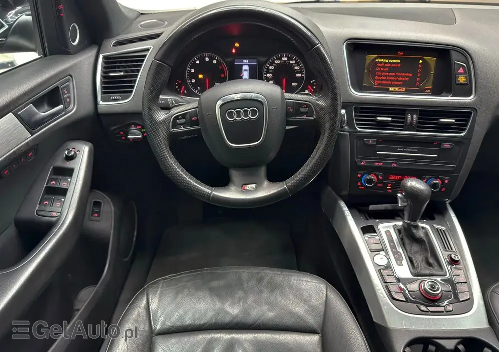 AUDI Q5 3.2 FSI Quattro S tronic