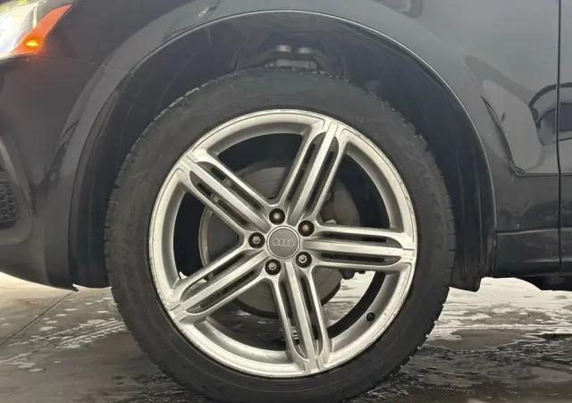 AUDI Q5 3.2 FSI Quattro S tronic