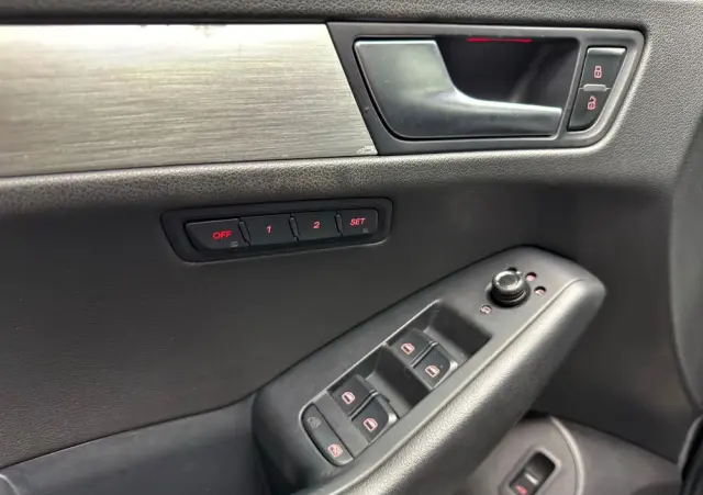 AUDI Q5 3.2 FSI Quattro S tronic