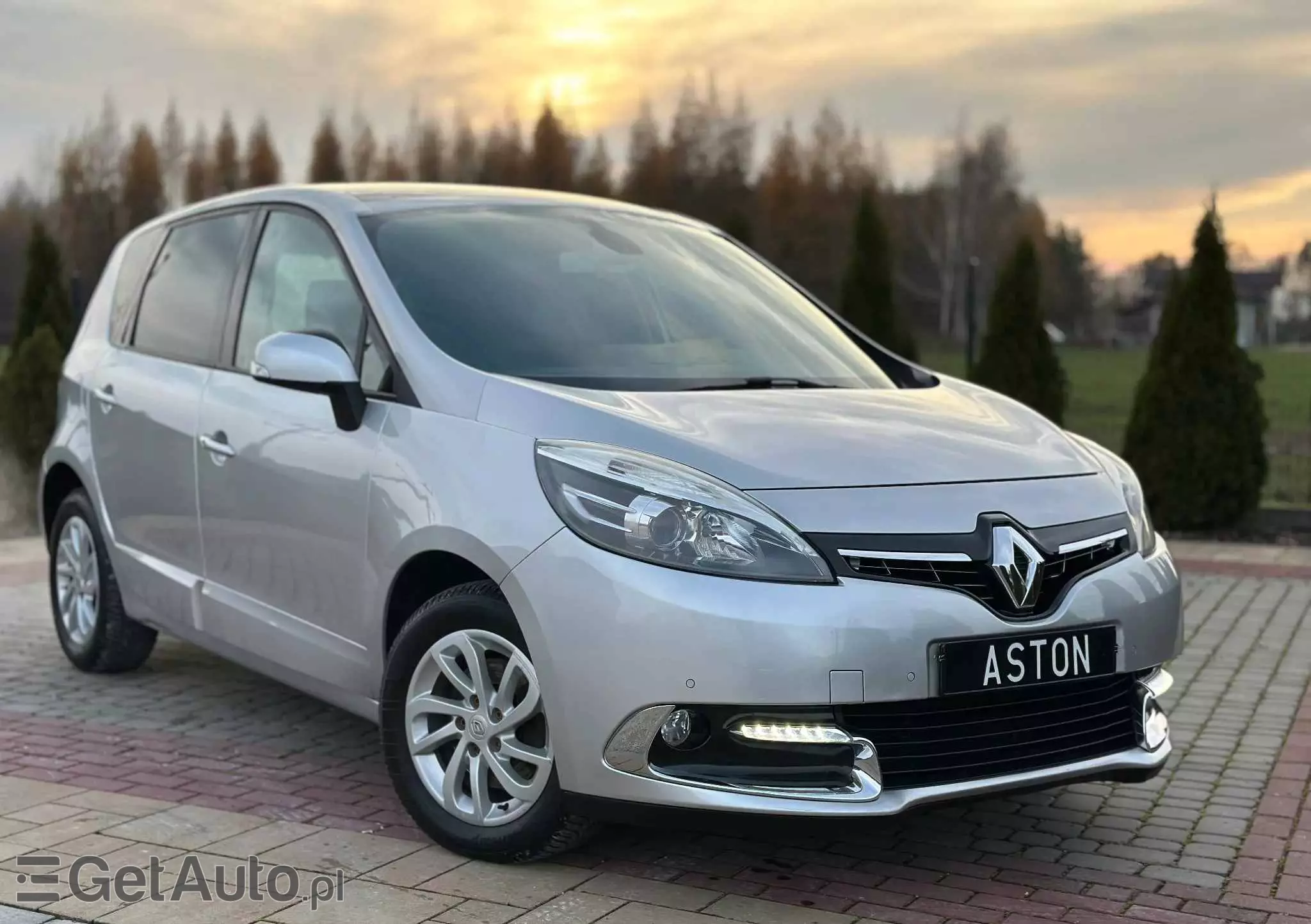 RENAULT Scenic 1.2 TCe Energy Limited