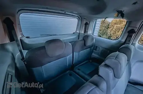 NISSAN NV200 