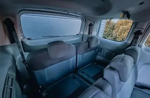NISSAN NV200 