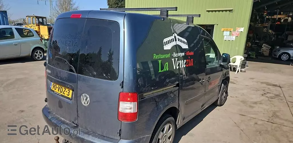 VOLKSWAGEN Caddy 