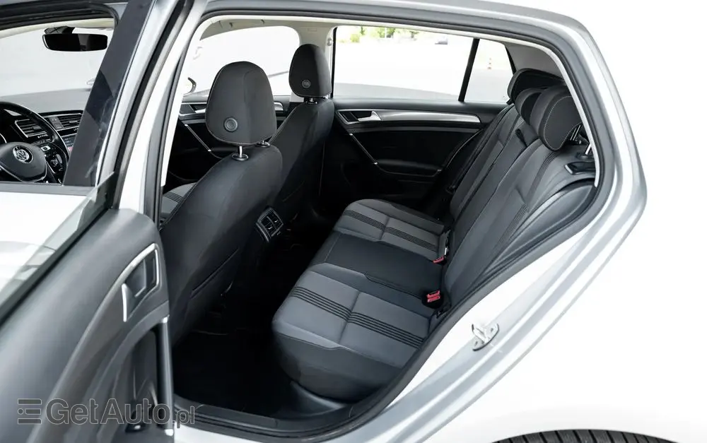 VOLKSWAGEN Golf 2.0 BlueTDI DSG Highline