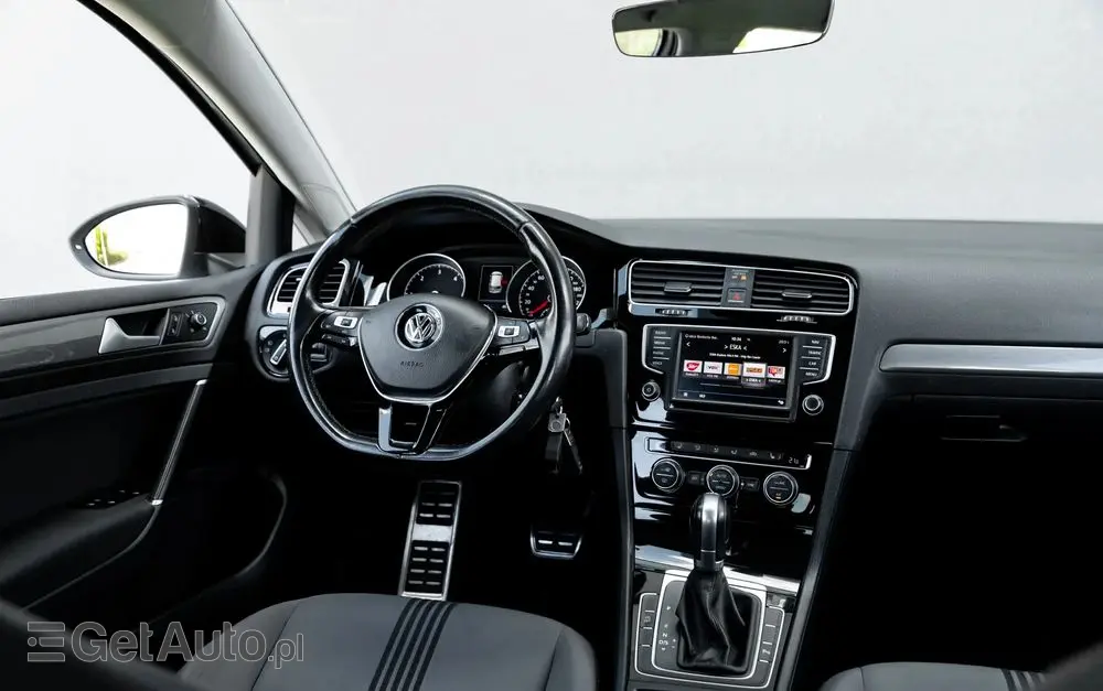 VOLKSWAGEN Golf 2.0 BlueTDI DSG Highline