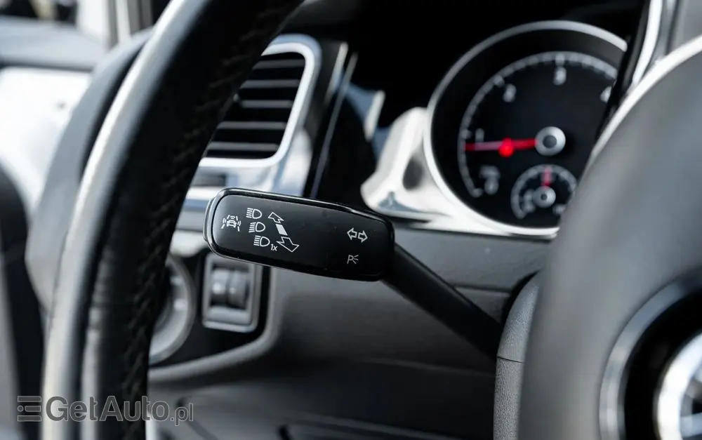 VOLKSWAGEN Golf 2.0 BlueTDI DSG Highline