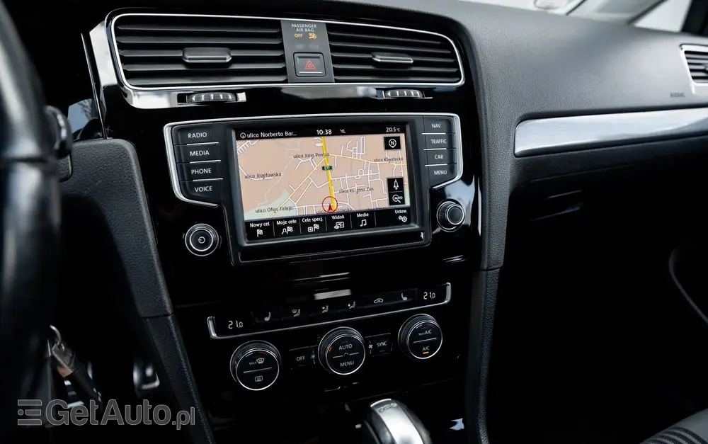 VOLKSWAGEN Golf 2.0 BlueTDI DSG Highline