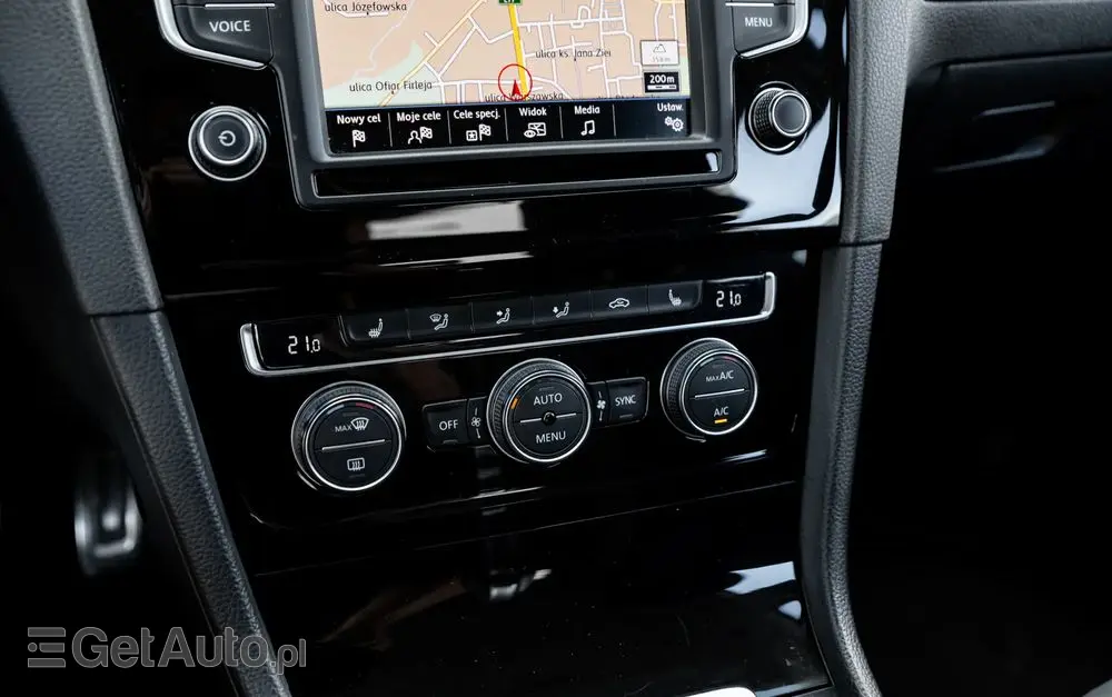 VOLKSWAGEN Golf 2.0 BlueTDI DSG Highline