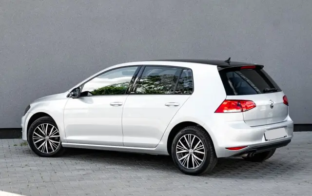 VOLKSWAGEN Golf 2.0 BlueTDI DSG Highline