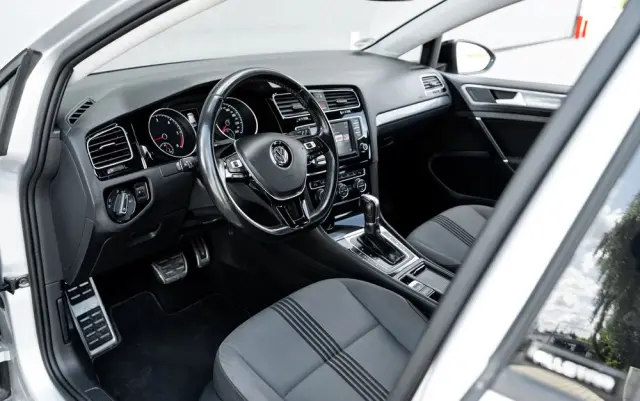 VOLKSWAGEN Golf 2.0 BlueTDI DSG Highline