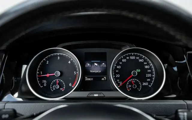 VOLKSWAGEN Golf 2.0 BlueTDI DSG Highline