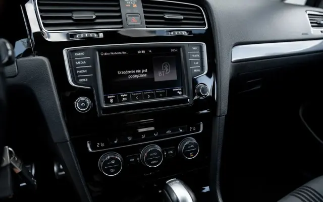 VOLKSWAGEN Golf 2.0 BlueTDI DSG Highline