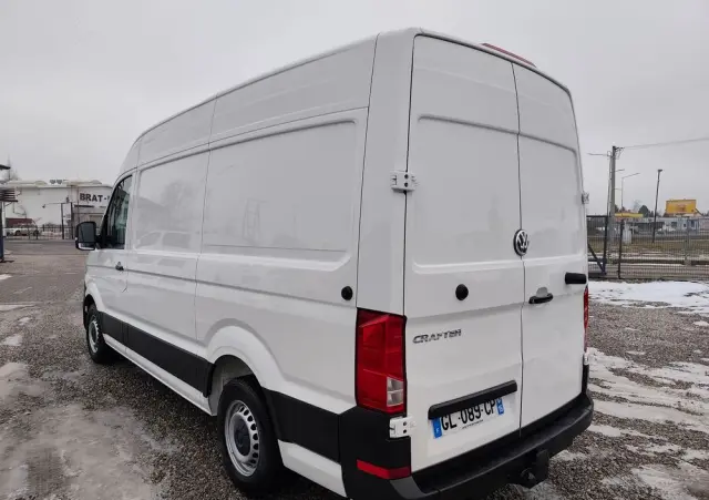 VOLKSWAGEN Crafter 