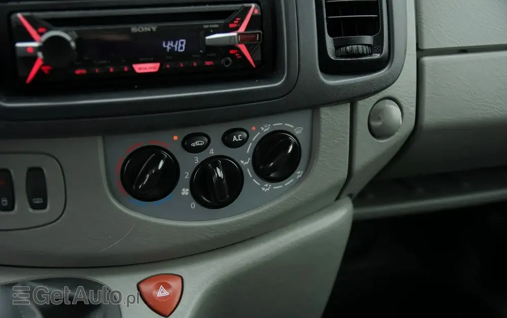 OPEL Vivaro L2H1 2.9t