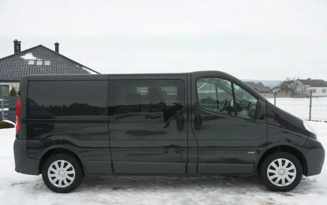 OPEL Vivaro L2H1 2.9t