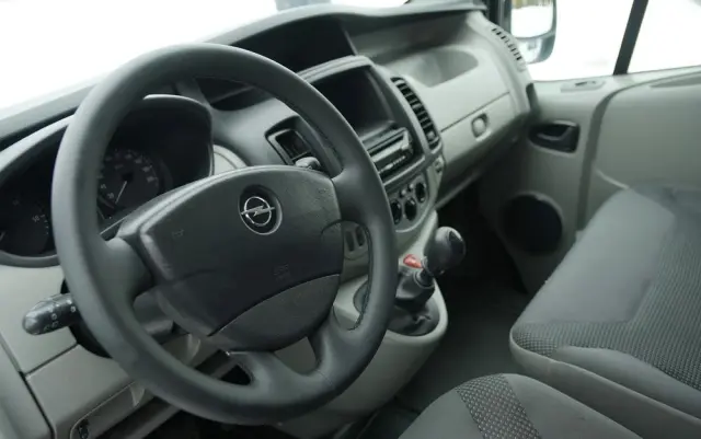 OPEL Vivaro L2H1 2.9t