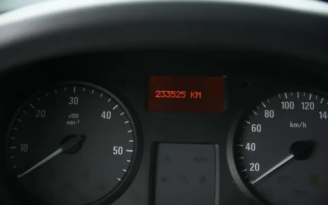 OPEL Vivaro L2H1 2.9t