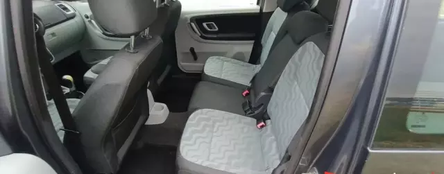 SKODA Roomster 
