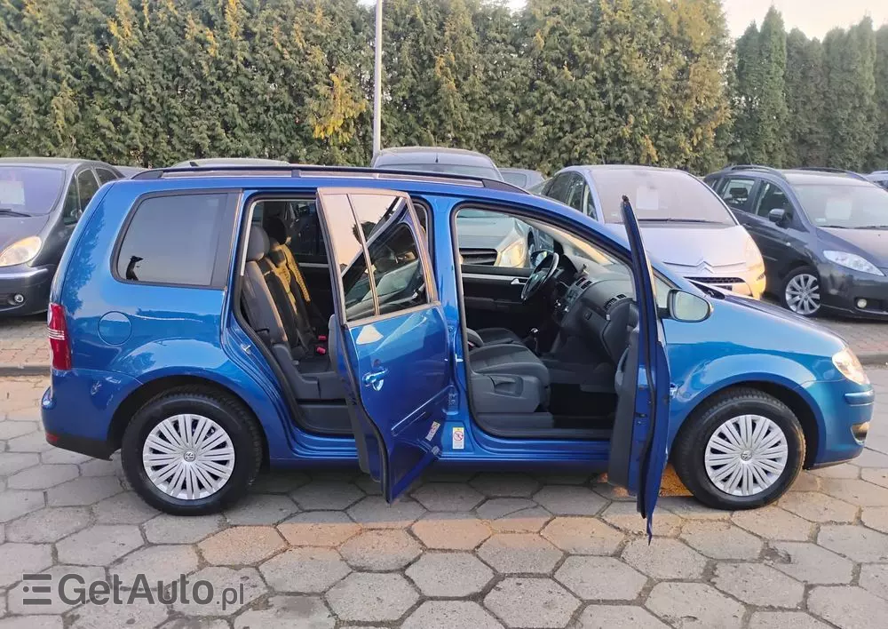VOLKSWAGEN Touran 1.9 TDI Conceptline