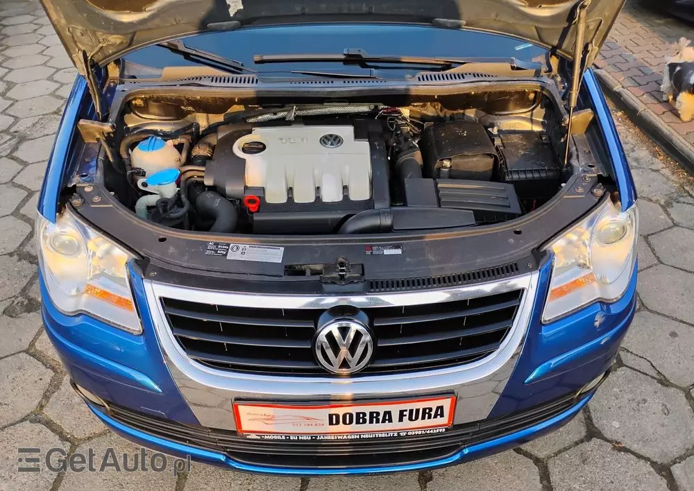 VOLKSWAGEN Touran 1.9 TDI Conceptline