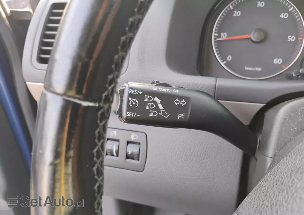 VOLKSWAGEN Touran 1.9 TDI Conceptline