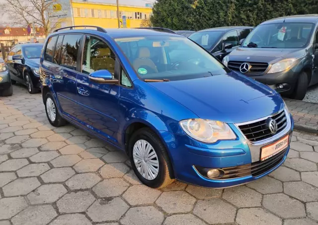 VOLKSWAGEN Touran 1.9 TDI Conceptline