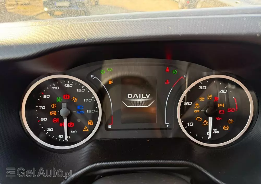 IVECO Brygadówka 7 miejsc/Daily 35-160 V/MAXI/Serwis IVECO/manual/PDC/Kamera 