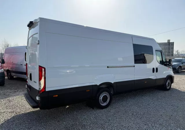 IVECO Brygadówka 7 miejsc/Daily 35-160 V/MAXI/Serwis IVECO/manual/PDC/Kamera 