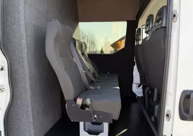 IVECO Brygadówka 7 miejsc/Daily 35-160 V/MAXI/Serwis IVECO/manual/PDC/Kamera 