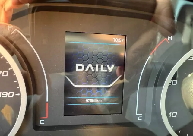 IVECO Brygadówka 7 miejsc/Daily 35-160 V/MAXI/Serwis IVECO/manual/PDC/Kamera 