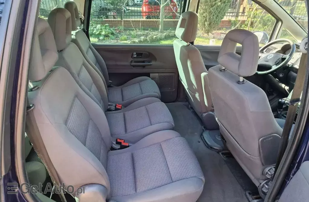 VOLKSWAGEN Sharan 