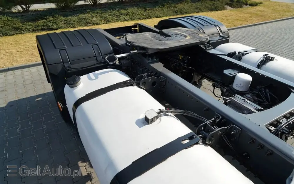 VOLVO FH 500 / XXL / I-SAVE /  LOWDECK / MEGA / KLIMA POSTOJOWA / TV / ALUFELGI / PO KONTRAKCIE SERWISOWYM 