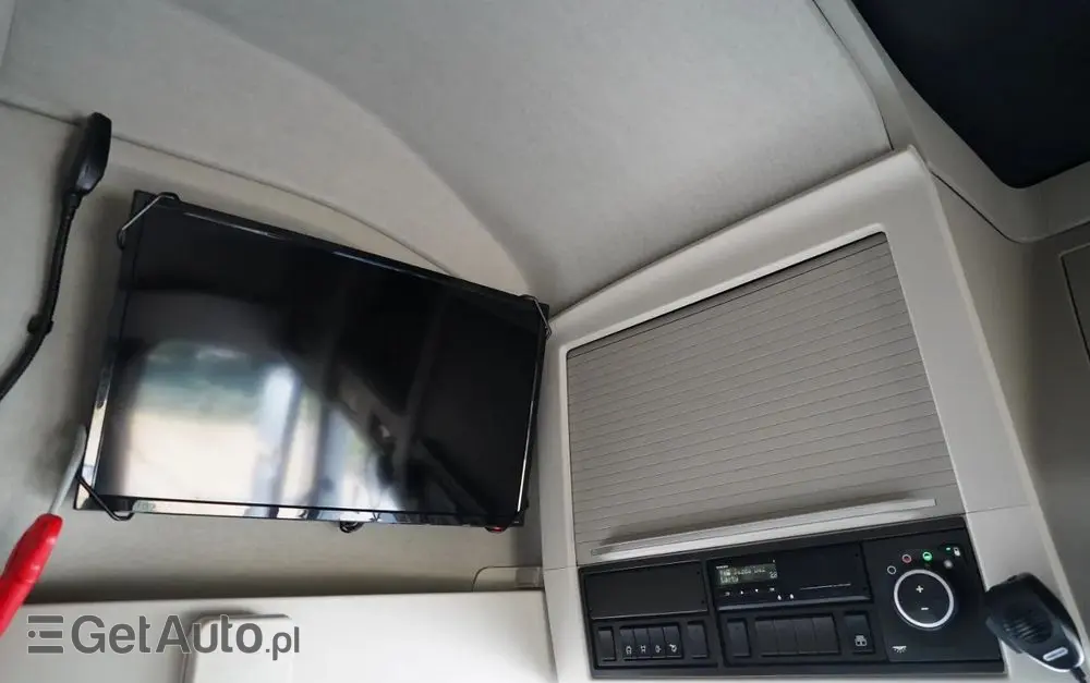 VOLVO FH 500 / XXL / I-SAVE /  LOWDECK / MEGA / KLIMA POSTOJOWA / TV / ALUFELGI / PO KONTRAKCIE SERWISOWYM 