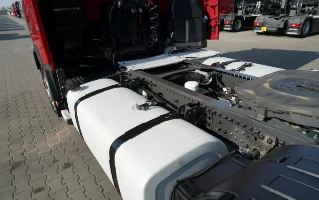 VOLVO FH 500 / XXL / I-SAVE /  LOWDECK / MEGA / KLIMA POSTOJOWA / TV / ALUFELGI / PO KONTRAKCIE SERWISOWYM 