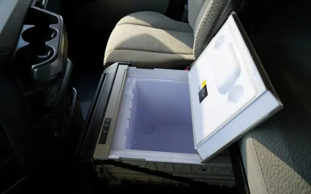 VOLVO FH 500 / XXL / I-SAVE /  LOWDECK / MEGA / KLIMA POSTOJOWA / TV / ALUFELGI / PO KONTRAKCIE SERWISOWYM 