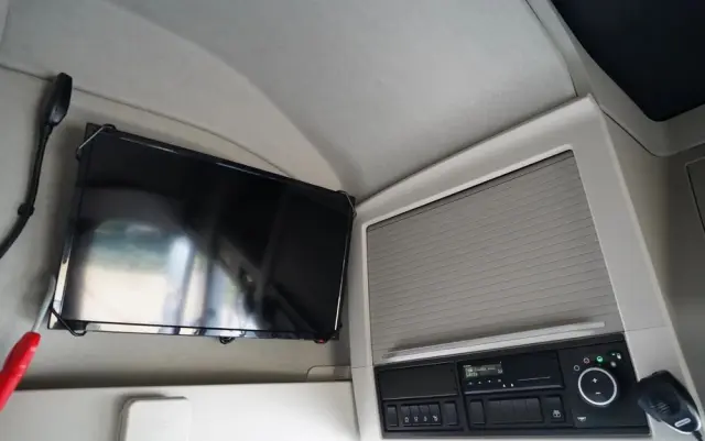 VOLVO FH 500 / XXL / I-SAVE /  LOWDECK / MEGA / KLIMA POSTOJOWA / TV / ALUFELGI / PO KONTRAKCIE SERWISOWYM 