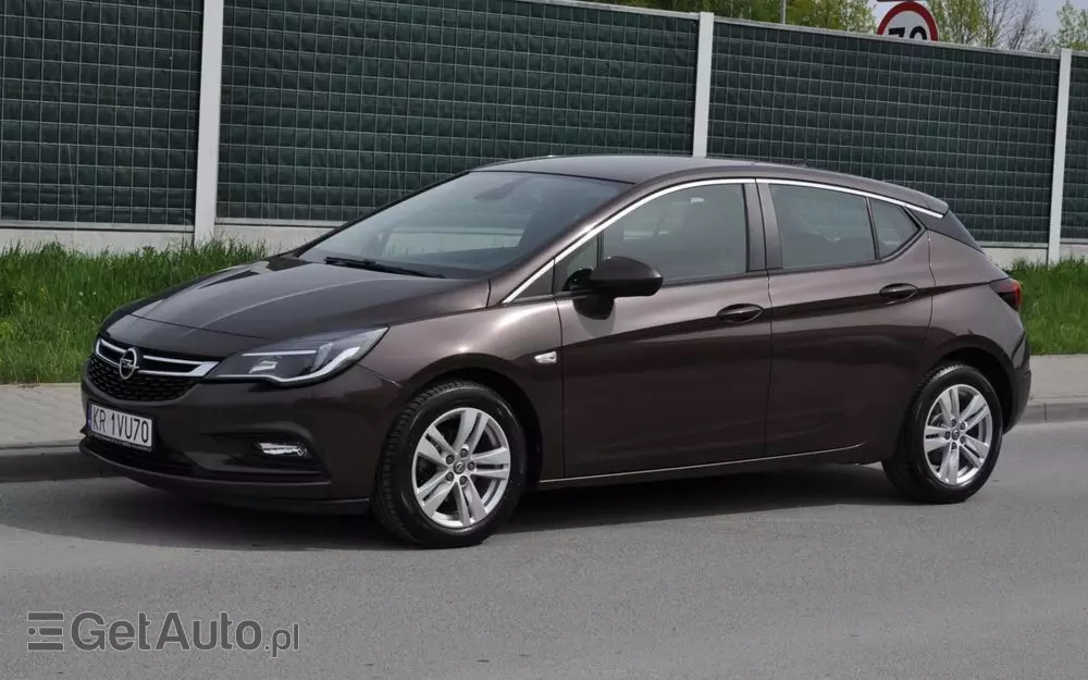 OPEL Astra V 1.4 T Dynamic