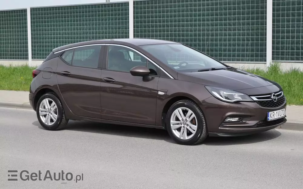 OPEL Astra V 1.4 T Dynamic