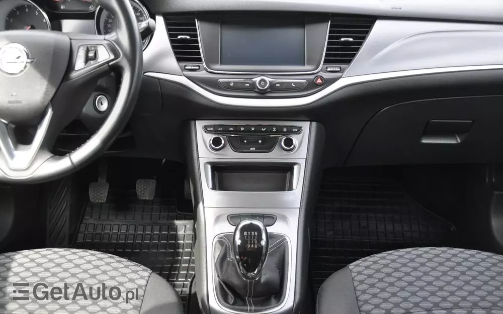OPEL Astra V 1.4 T Dynamic