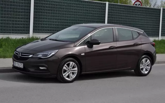 OPEL Astra V 1.4 T Dynamic