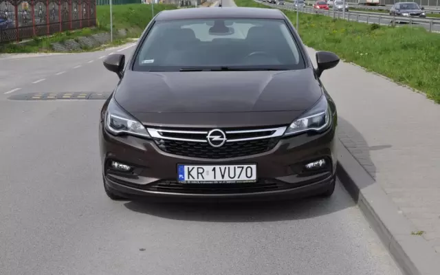 OPEL Astra V 1.4 T Dynamic