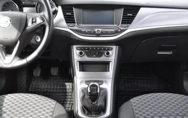 OPEL Astra V 1.4 T Dynamic