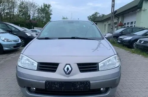 RENAULT Megane 