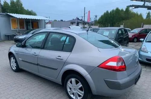RENAULT Megane 