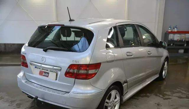 MERCEDES-BENZ Klasa B 