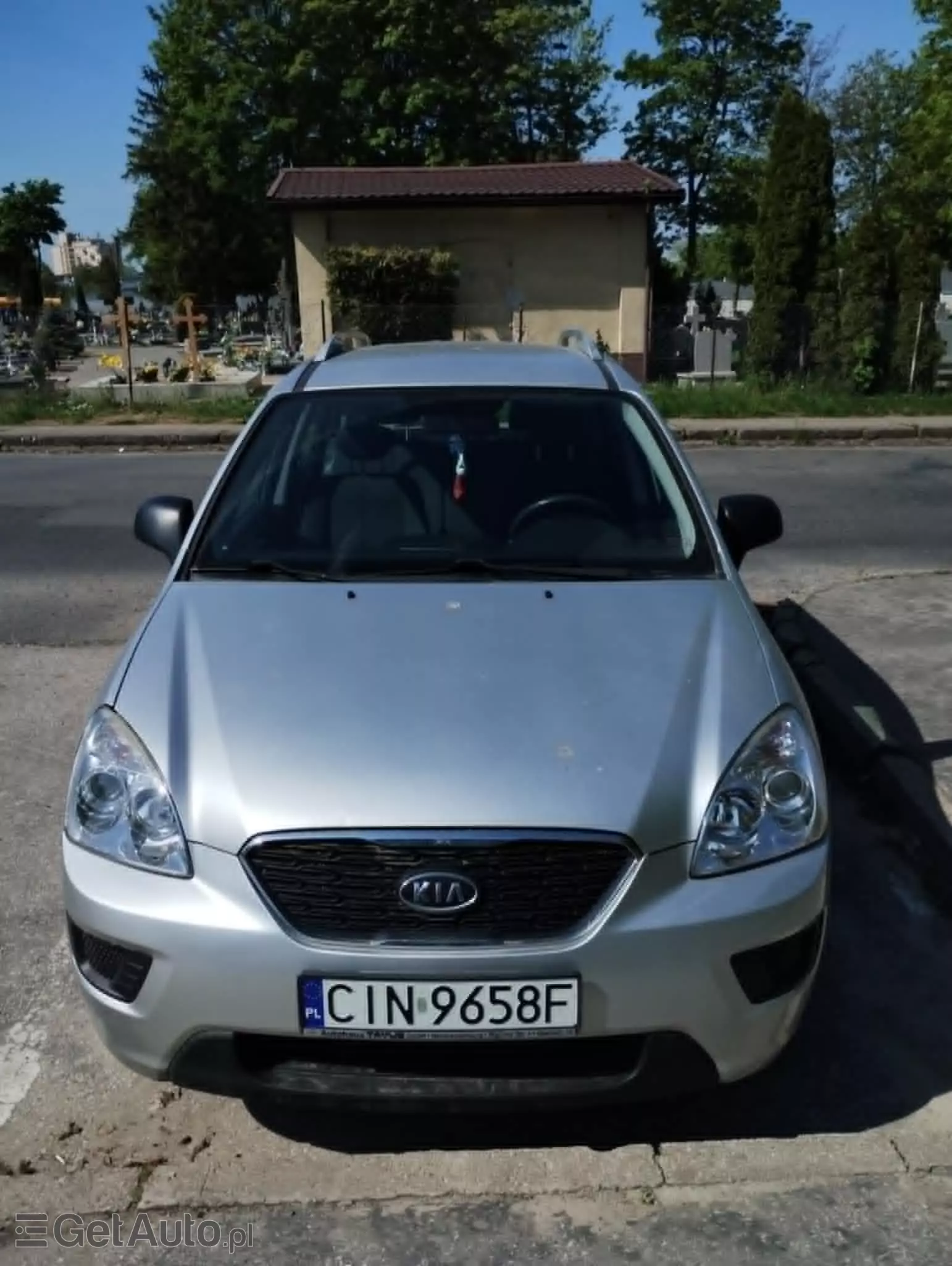 KIA Carens 
