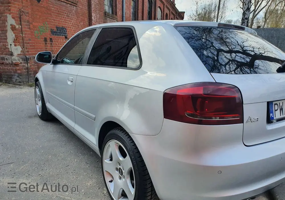 AUDI A3 3-drzwiowe 2.0 TDI Ambition