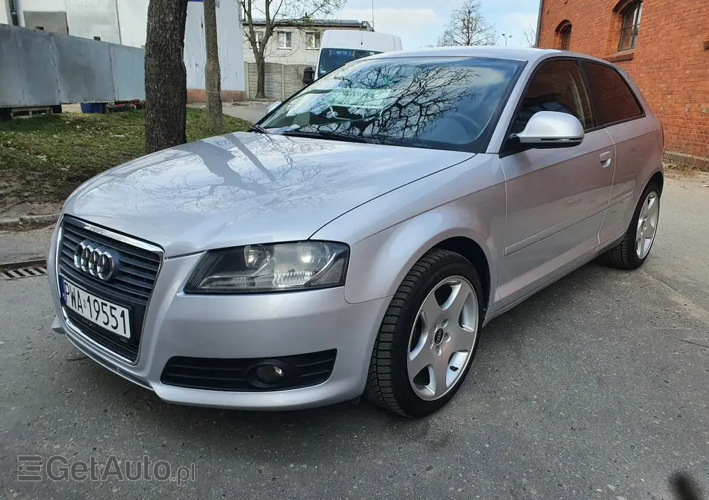 AUDI A3 3-drzwiowe 2.0 TDI Ambition