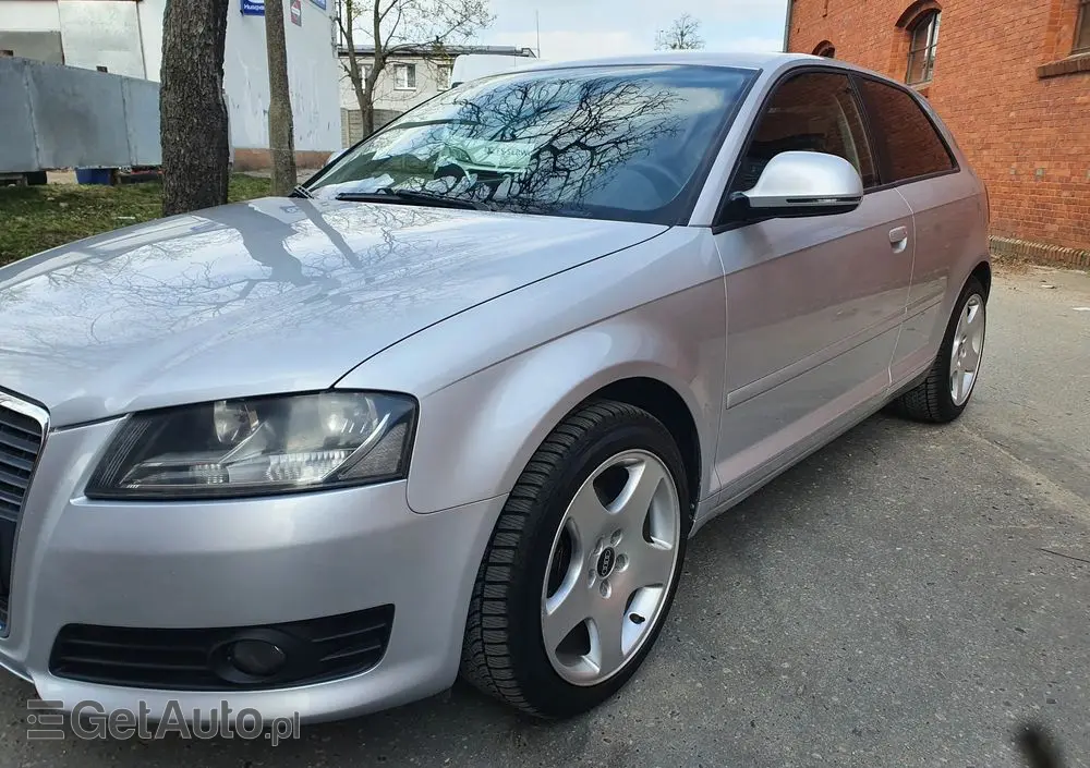 AUDI A3 3-drzwiowe 2.0 TDI Ambition